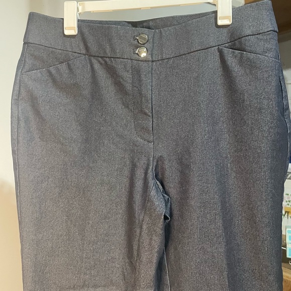 Chico's Pants - Chicos Travelers Charcoal Gray Blue Cropped Pants Womens Size 00 XS Stretch